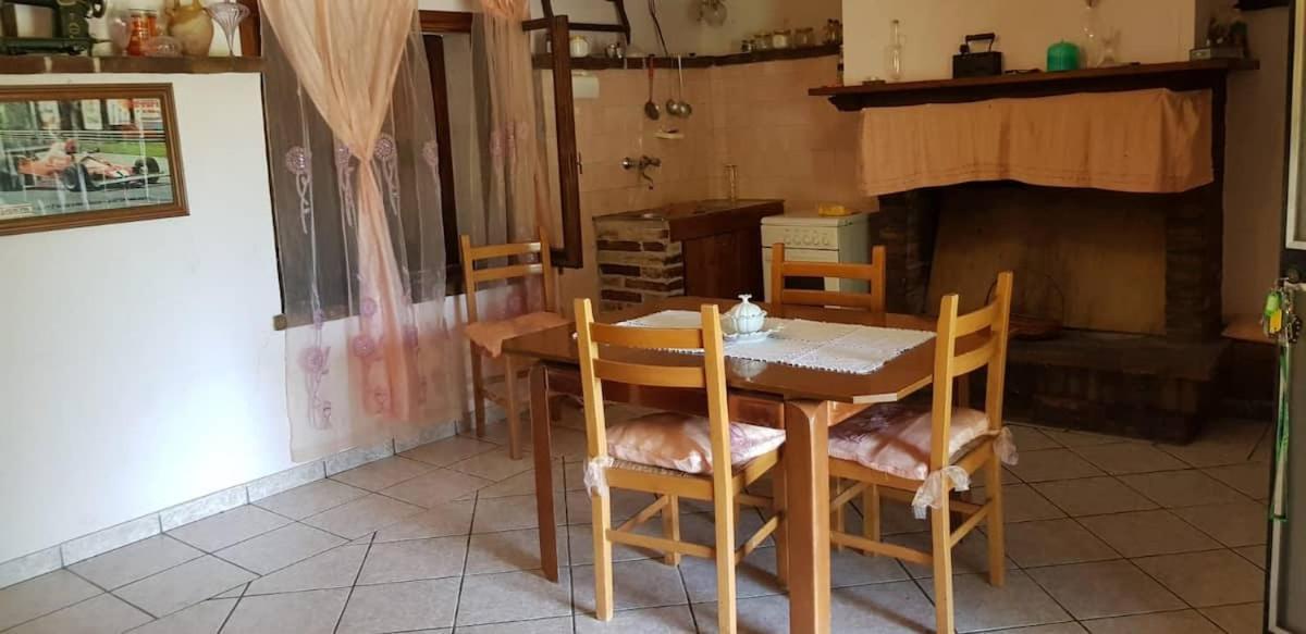 Bilocale Santa Maria Il Palazzone Екстер'єр фото